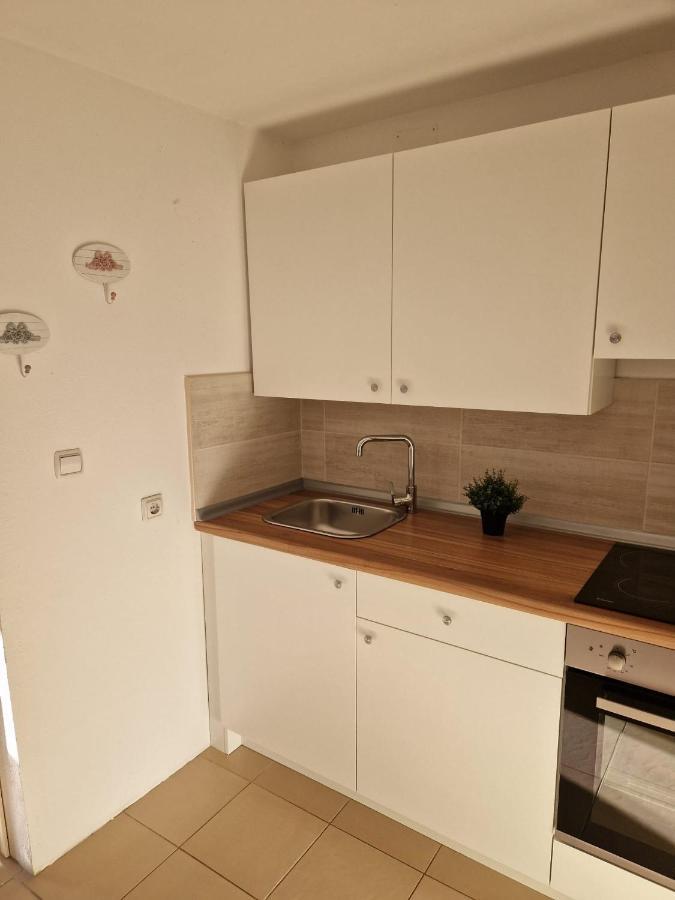 Apartment Misic Ртина Экстерьер фото